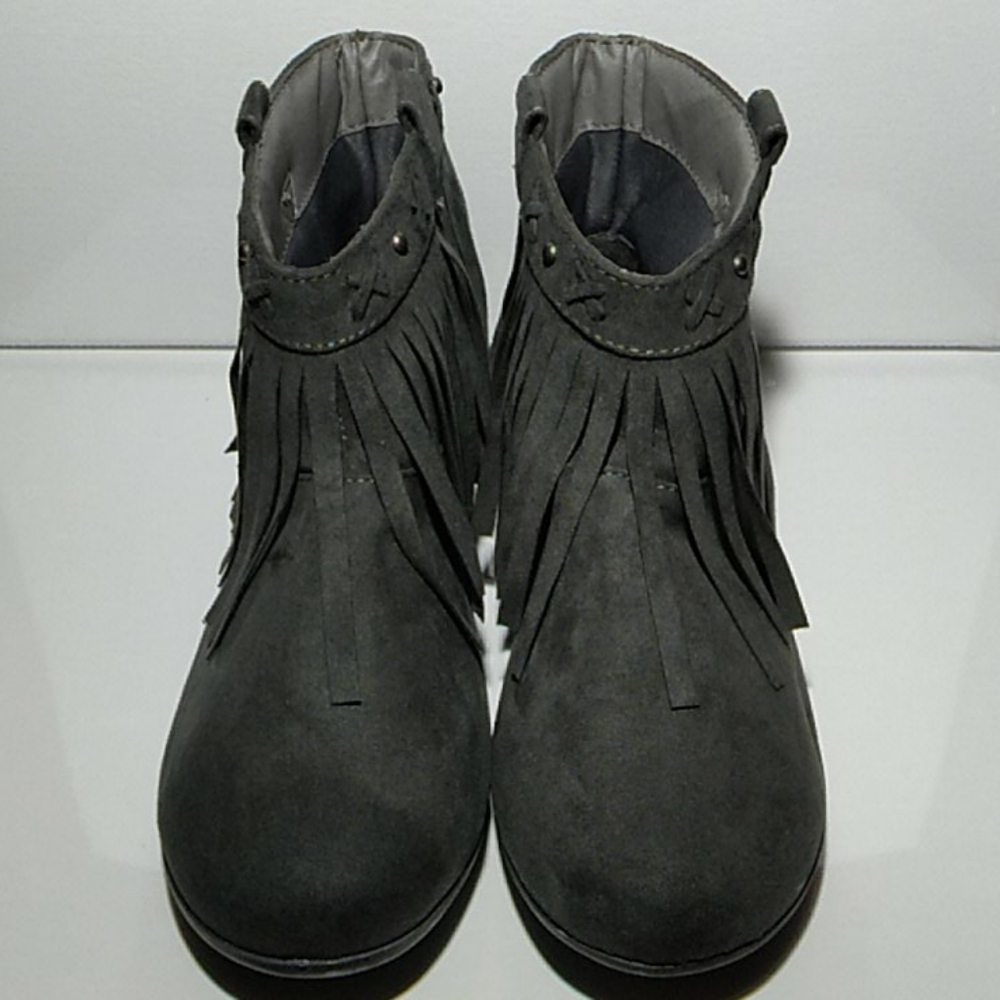Girls Boots